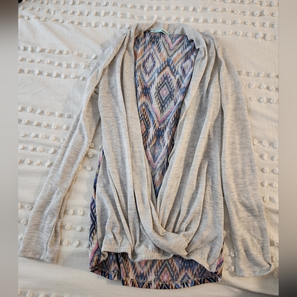 Fashion Tops x 3 - Picture 5 of 6